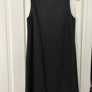 Robert Rodriguez grey knee length dress.
